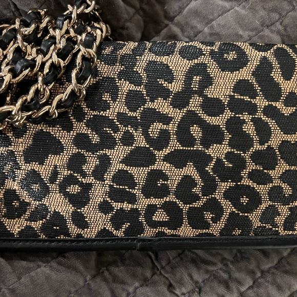 Tory Burch Leopard Print Raffia Crossbody Bag - Picture 8 of 9